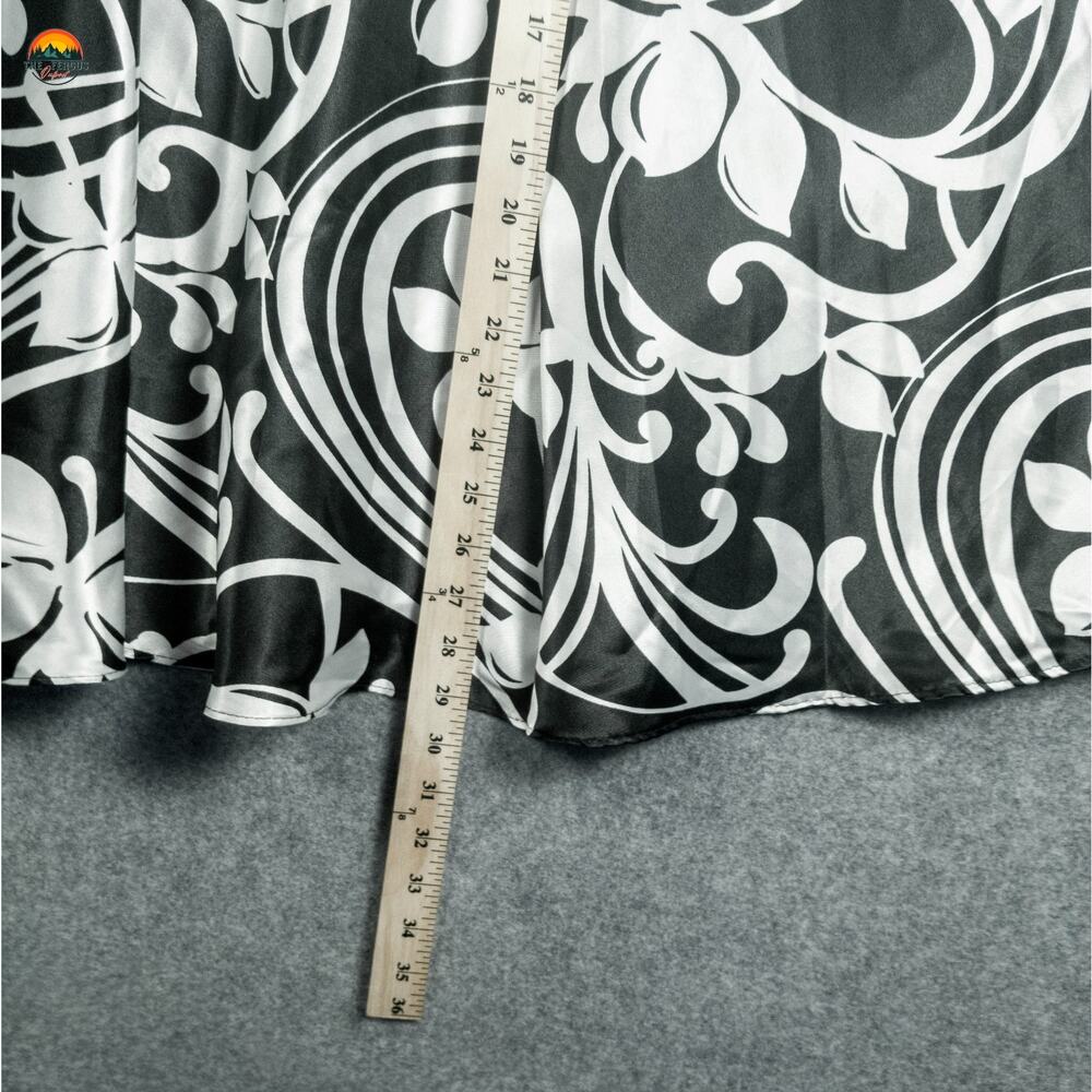 Dressbarn Collection A-Line Dress Black White Print Surplice Neck Women's 14W - Picture 7 of 10